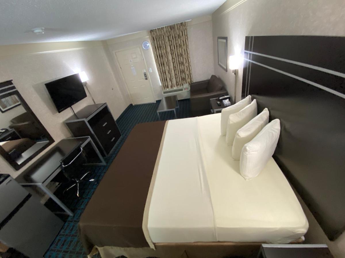 Deluxe Inn - Fayetteville I-95 Extérieur photo